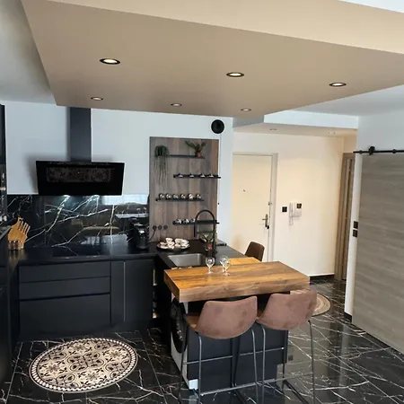 Апартаменты Garden Тулуза